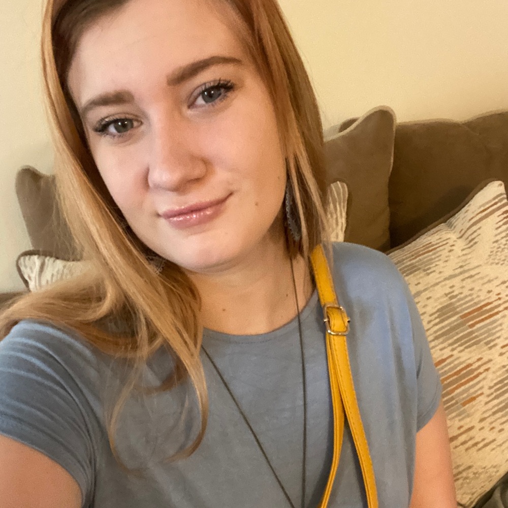 Meet your Posher, Lisa